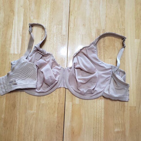 Cacique 46DD Lacy Beige Bra - Gently Worn - Picture 3 of 4